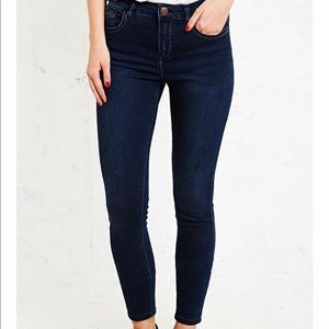 🍒UO BDG Mid-Rise Ankle Cigarette Jeans in Indigo